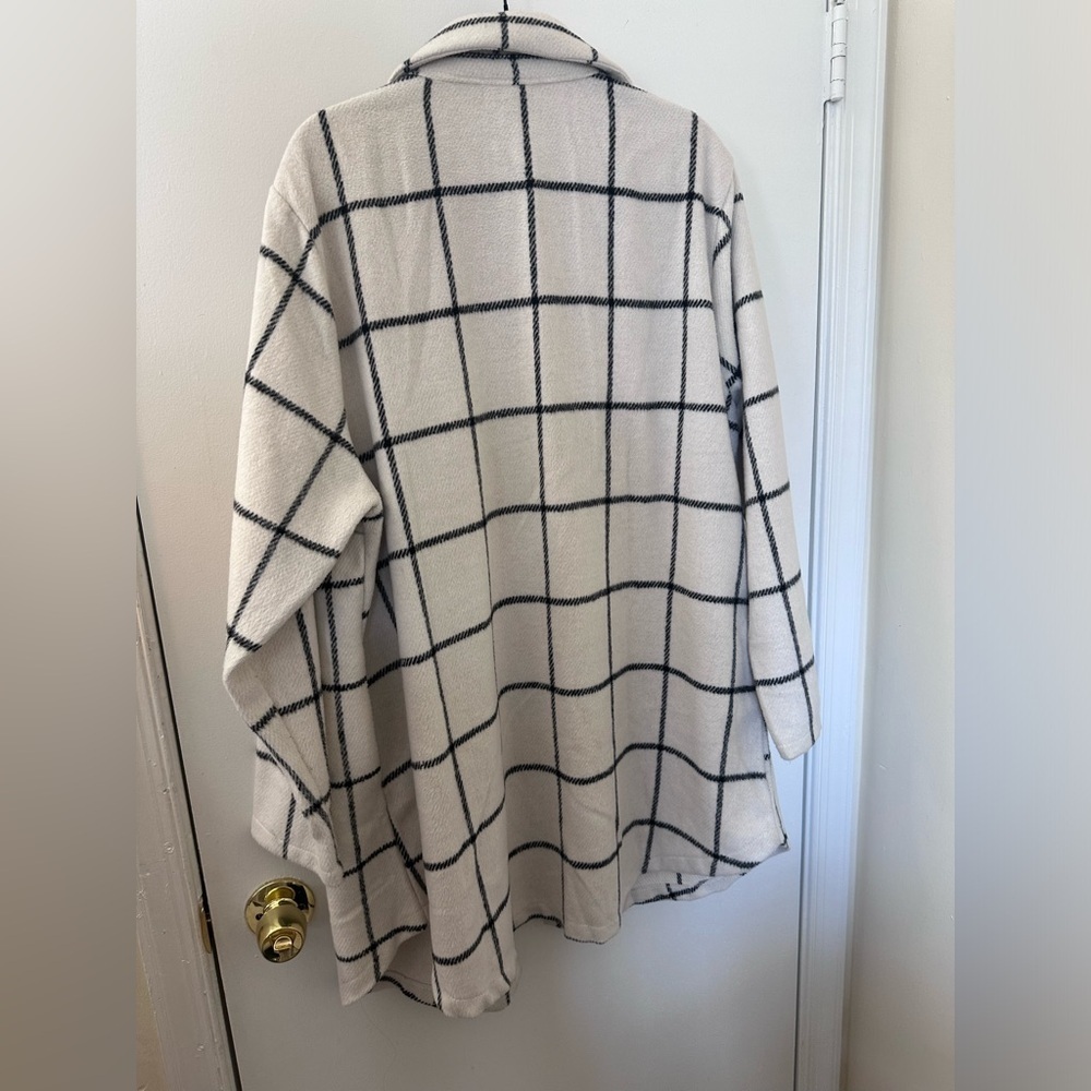 Melloday plaid long line shacket size2X - Picture 10 of 13